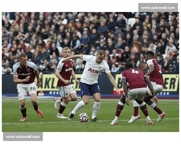 英超足球联赛高强度快节奏攻防转换特点解析与战术演变影响研究探