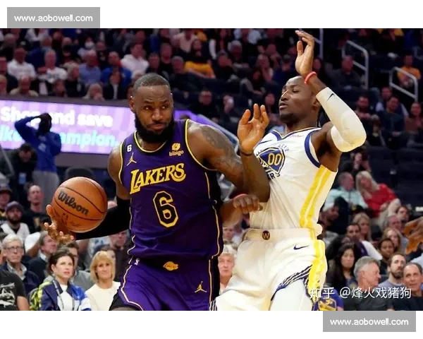 激情四溢！NBA季后赛激战正酣，詹姆斯带领湖人逆袭勇士成功晋级半决赛