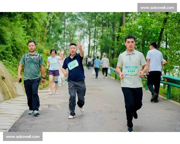 精彩赛事重温 全程回放带你体验每一刻激烈瞬间 - 副本 - 副本 (2)